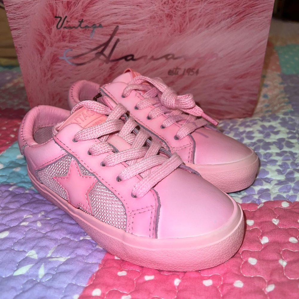 Toddler girl size 10 Vintage Havana new in box